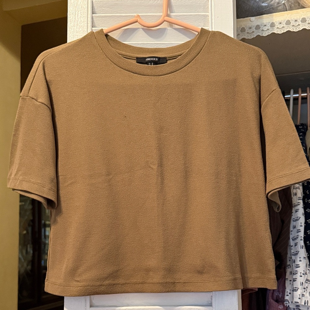 Brown Short Sleeve Crop Top